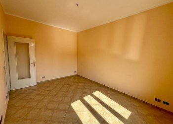 Camera da letto - Two-room apartment via Vincenzo Virginio, 44, Pinerolo - photo 14