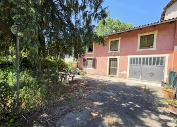 CORTILE PRIVATO - Rustico FRAZIONE CASABIANCA
 
139, Asti - foto 2