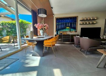 Veranda - Villa a Schiera via Gian Franco Borney, frazione Madonna Delle Grazie, Cuneo - foto 2