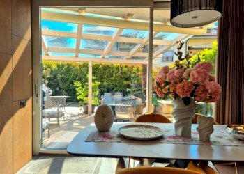 Veranda - Villa a Schiera via Gian Franco Borney, frazione Madonna Delle Grazie, Cuneo - foto 3