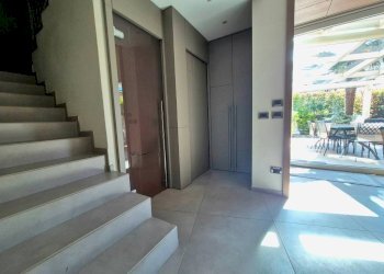 Interno palazzo - Villa a Schiera via Gian Franco Borney, frazione Madonna Delle Grazie, Cuneo - foto 23
