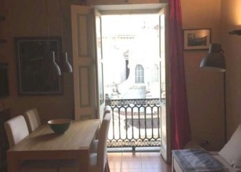 soggiorno con angolo cottura - Appartamento via della Consolata, 15/C, Torino (zona Centro) - foto 3