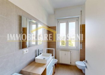 Bagno - Trilocale via Michelangelo Buonarroti, 1, Varese - foto 16