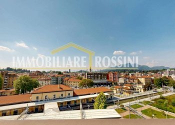 Vista - Trilocale via Michelangelo Buonarroti, 1, Varese - foto 29