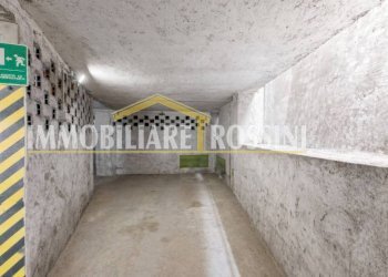 Box auto - Three-room apartment via Michelangelo Buonarroti, 1, Varese - photo 32
