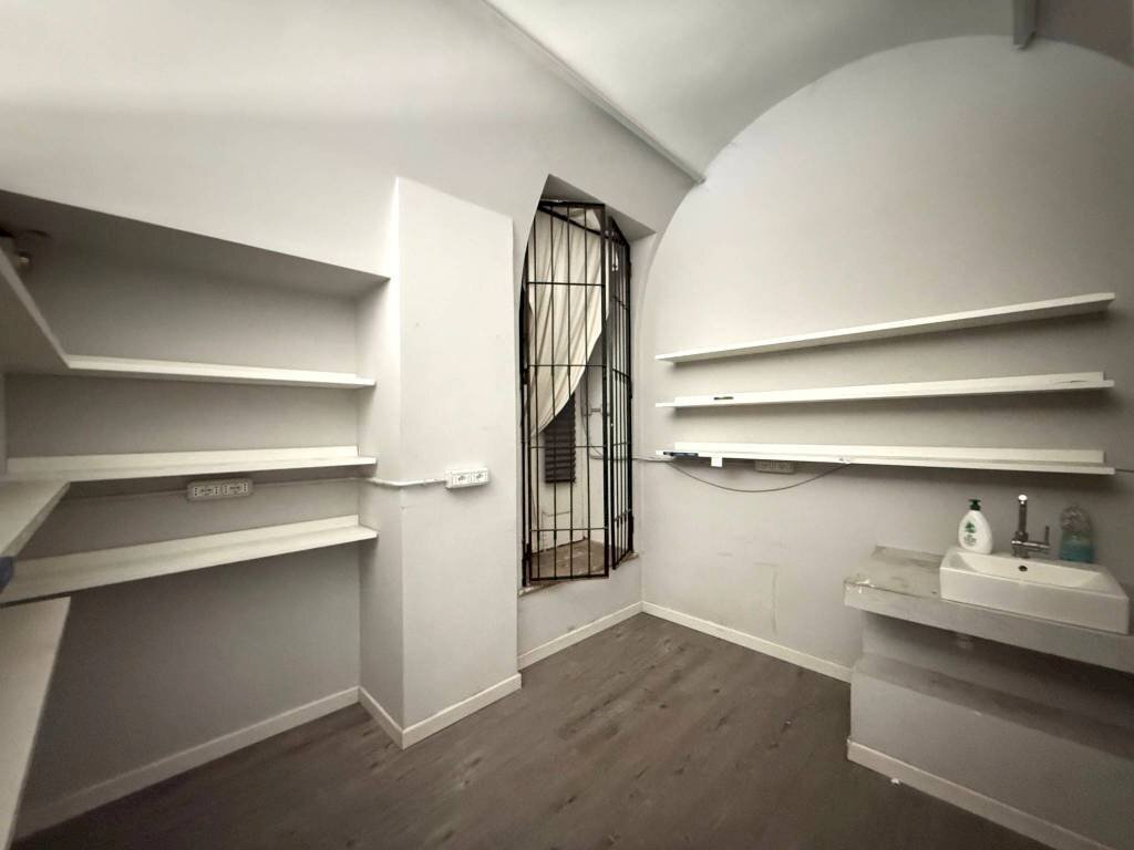Stanza non arredata - Shop corso Fiume, 2, Torino (neighborhood Crimea) - photo 3