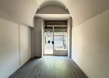 Stanza non arredata - Negozio corso Fiume, 2, Torino (zona Crimea) - foto 6