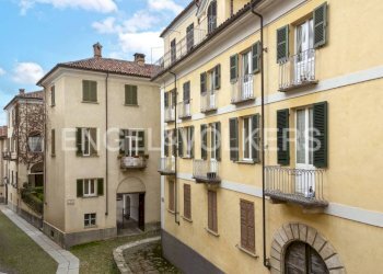 Cortile interno - Apartment piazza dei Dottori, Acqui Terme - photo 8