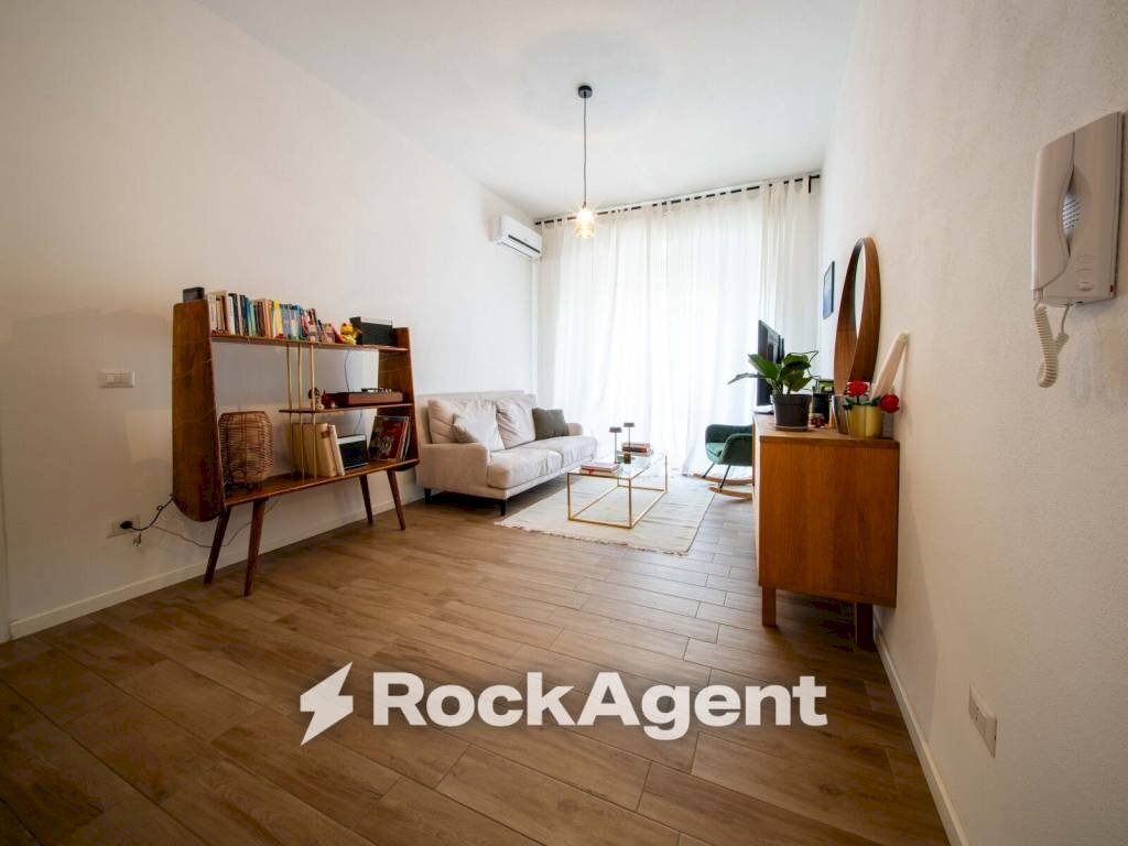 Salone - Two-room apartment via Principessa Iolanda di Savoia, 60, Sassari - photo 1