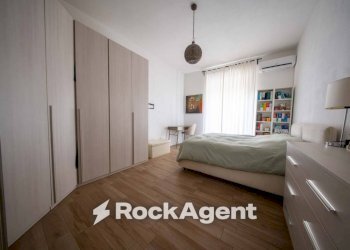 Camera da letto - Two-room apartment via Principessa Iolanda di Savoia, 60, Sassari - photo 15