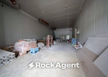 Interno non residenziale - Shed strada 1, 85, Sassari - photo 15