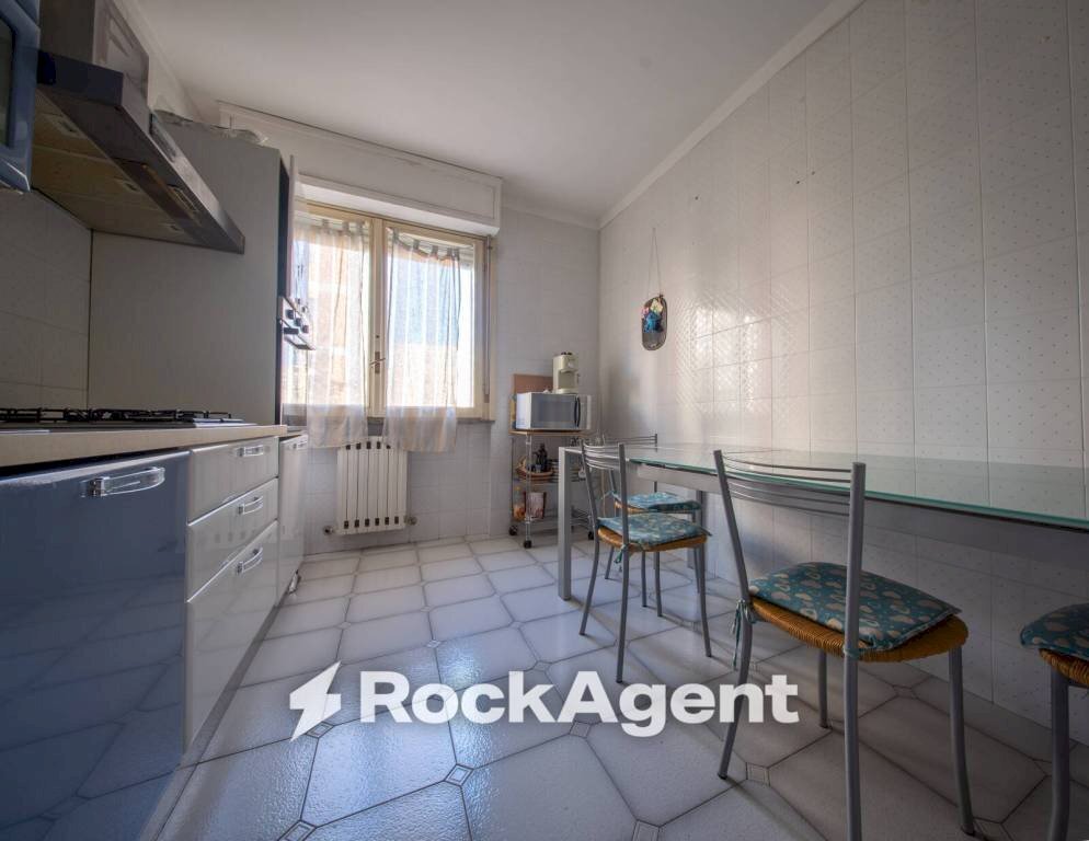 Cucina - Four-room apartment via Budapest, 10, Sassari - photo 3