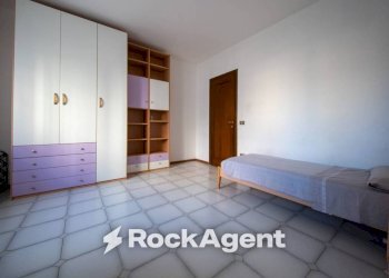 Camera da letto - Four-room apartment via Budapest, 10, Sassari - photo 10