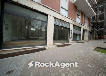 Zona - Shop via Giovanni Amendola, 53, Sassari - photo 2