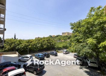 Vista - Shop viale dei Bizantini, 75, Catanzaro - photo 31