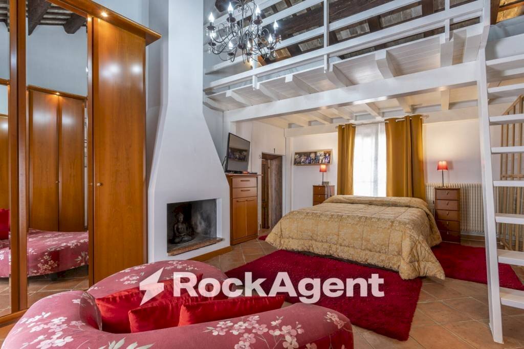 Camera da letto - Stable - Palace via San Marco, 3, Rivignano Teor - photo 1