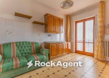 Cucina - Three-room apartment vico II le Mattine, Bitonto - photo 11
