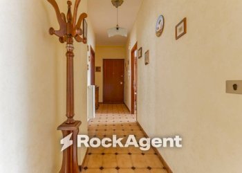 Corridoio - Three-room apartment vico II le Mattine, Bitonto - photo 24