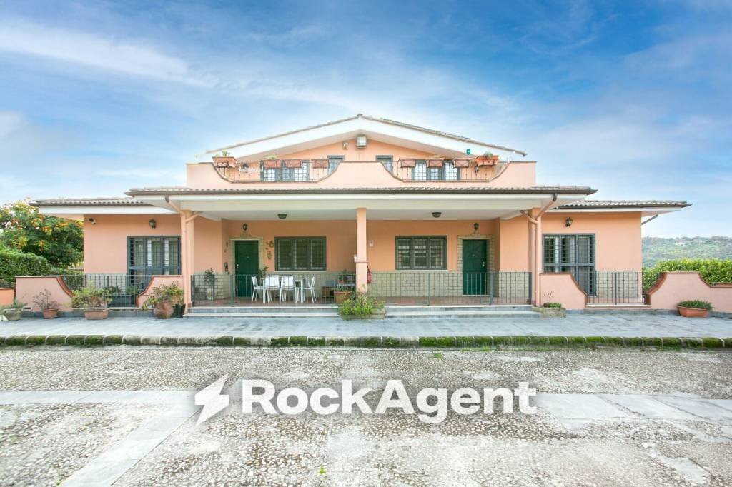 Facciata - Villa via del Laghetto, 26b, Civitella San Paolo - foto 3