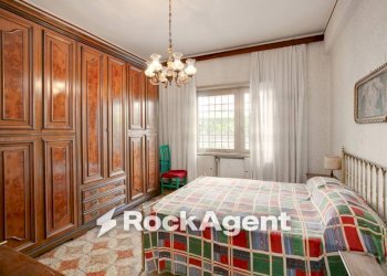Camera da letto - Four-room apartment via Pietro D'Assisi, 5, Roma - photo 9