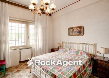 Camera da letto - Four-room apartment via Pietro D'Assisi, 5, Roma - photo 10