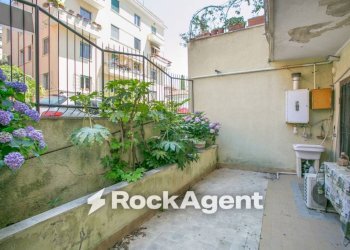 Terrazzo - Four-room apartment via Pietro D'Assisi, 5, Roma - photo 22