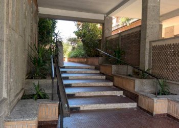 Cortile interno - Appartamento via Diego Simonetti, Roma (zona Lido di Ostia) - foto 19