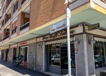 Facciata - Appartamento via Diego Simonetti, Roma (zona Lido di Ostia) - foto 20