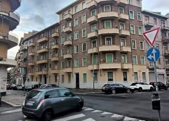 Two-room apartment Torino (neighborhood Parella) - photo 3