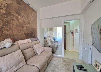 Three-room apartment Via branega, Genova (neighborhood Prà) - photo 10