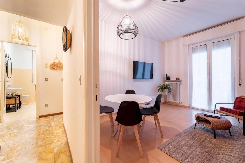 Three-room apartment Via Brogeda, Como - photo 2
