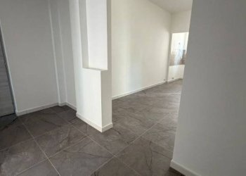 Two-room apartment Nichelino - photo 5