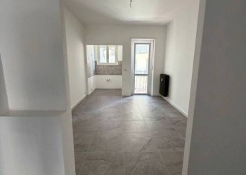 Two-room apartment Nichelino - photo 6