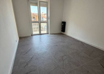Two-room apartment Nichelino - photo 12
