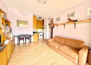 Three-room apartment Viale Liguria, Albissola Marina - photo 5