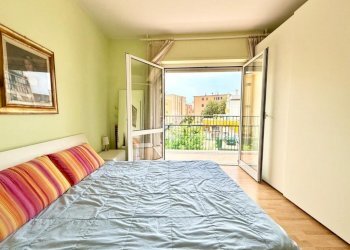 Three-room apartment Viale Liguria, Albissola Marina - photo 12