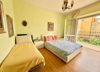 Three-room apartment Viale Liguria, Albissola Marina - photo 13
