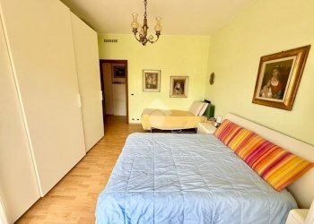 Three-room apartment Viale Liguria, Albissola Marina - photo 15