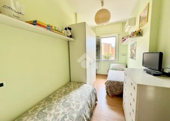 Three-room apartment Viale Liguria, Albissola Marina - photo 18