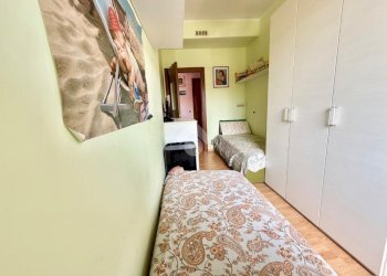 Three-room apartment Viale Liguria, Albissola Marina - photo 19