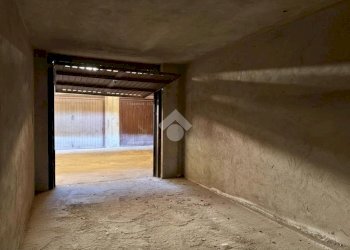 Box Via Michele Cerrone, Vercelli - foto 2