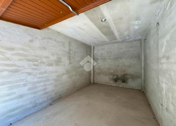 Box Via Pietro Micca, Vercelli - foto 3