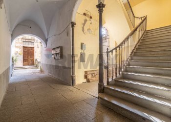Portion of a house Piazza Cisterna, 14 
 Biella, Biella - photo 12