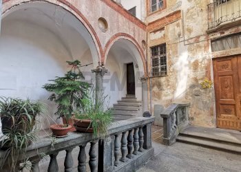 Portion of a house Piazza Cisterna, 14 
 Biella, Biella - photo 13