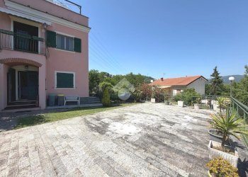 Villa Via Francesco Profumo, Serra Riccò - photo 39