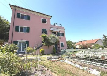 Villa Via Francesco Profumo, Serra Riccò - photo 41