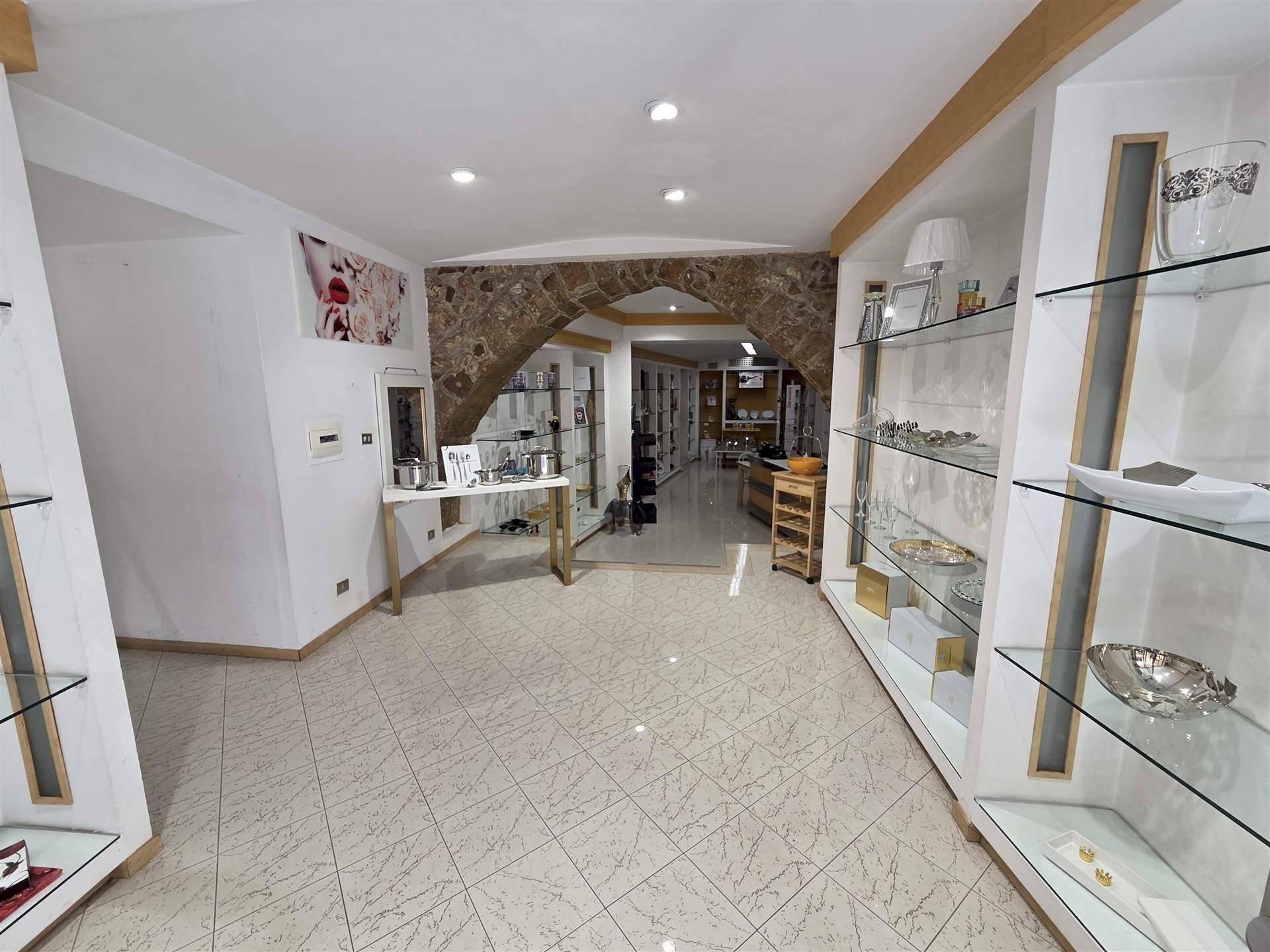 Locale Commerciale Via Licata 106, Sciacca - foto 2