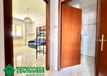 Four-room apartment Viale XXV aprile, Ameglia - photo 8