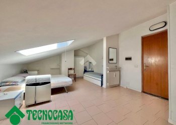 Four-room apartment Viale XXV aprile, Ameglia - photo 12