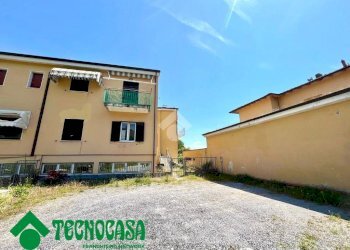 Four-room apartment Viale XXV aprile, Ameglia - photo 18